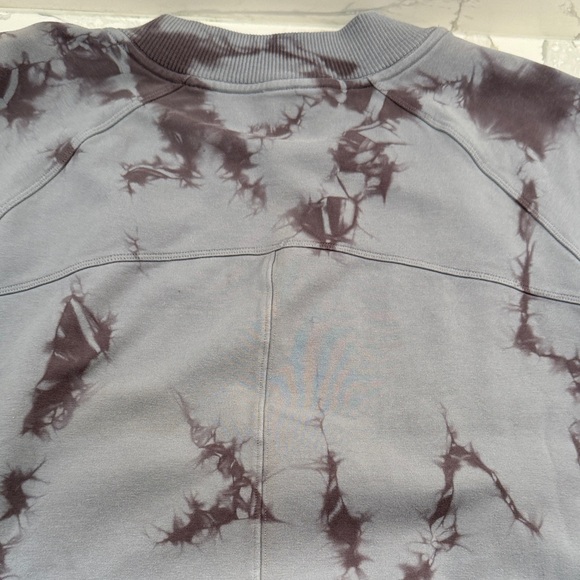 Lululemon Athletica Tie-Dye Sweatshirt - Picture 7 of 8
